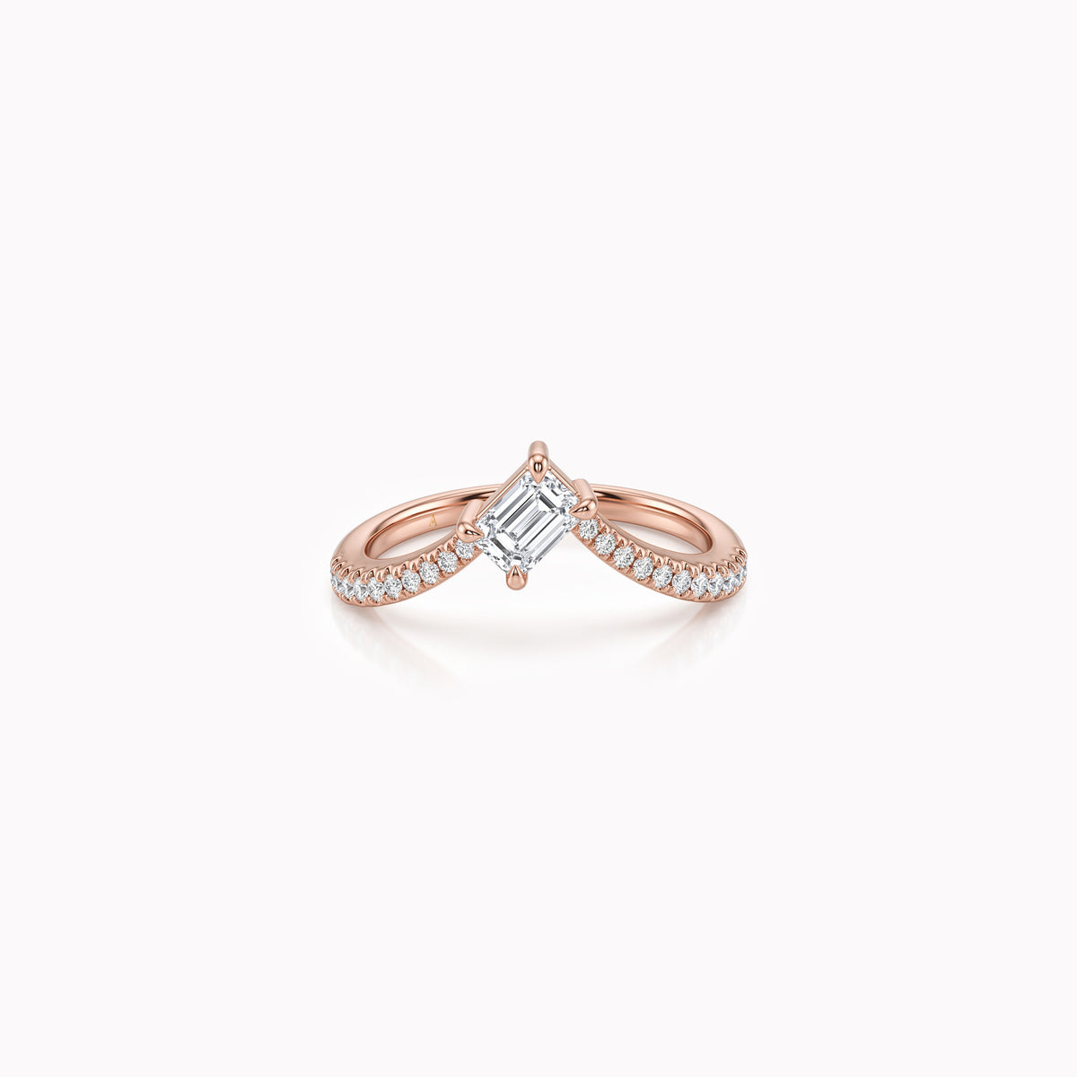 The Fancy Little Ice Skating Girl 0.30 carat - or rouge 18k