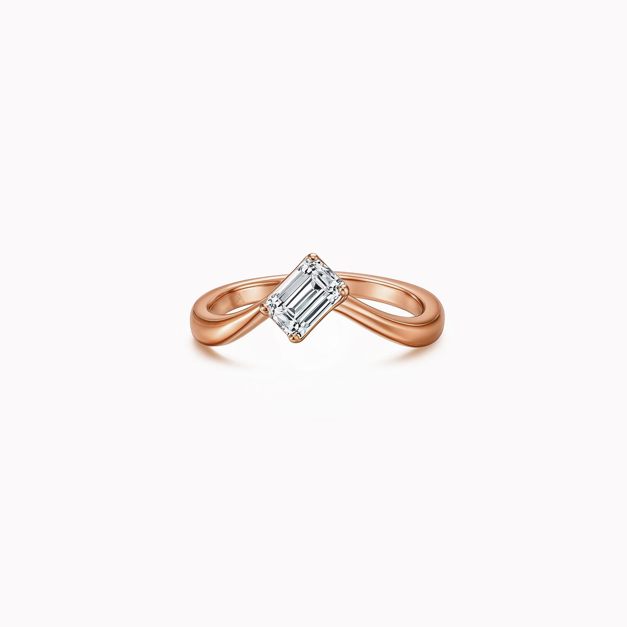 The Little Ice Skating Girl 0.65 carat - or rouge 18k