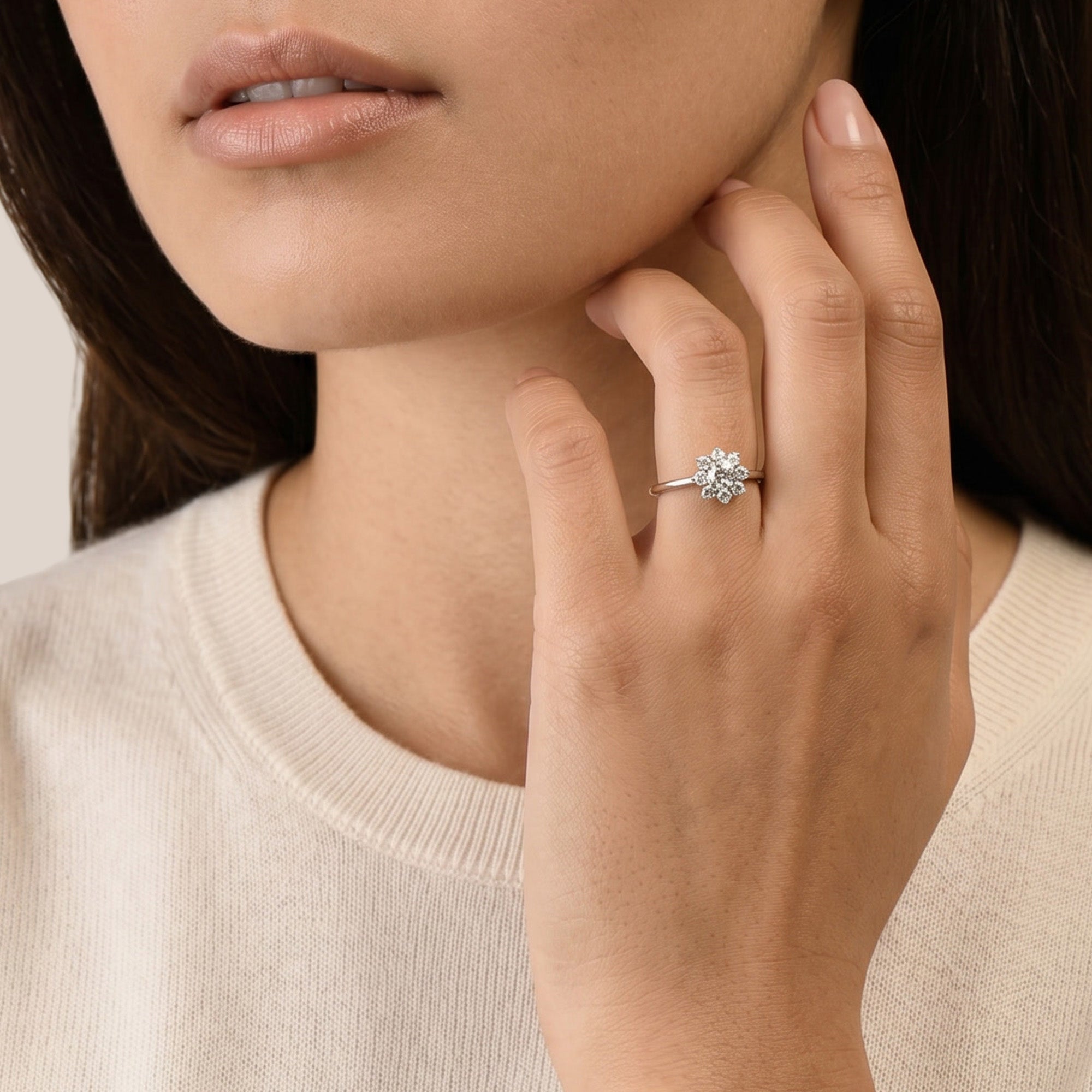 The Blooming Flower 0.30 Karat - Weissgold 18K