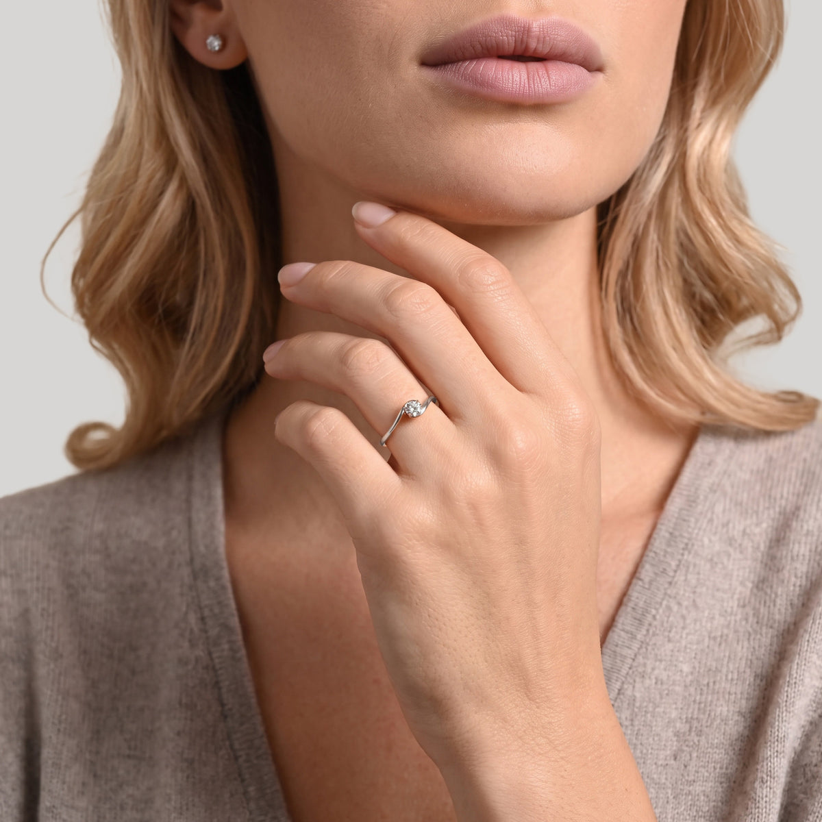 Un Petit Twist – 0.25 ct – 18k white gold