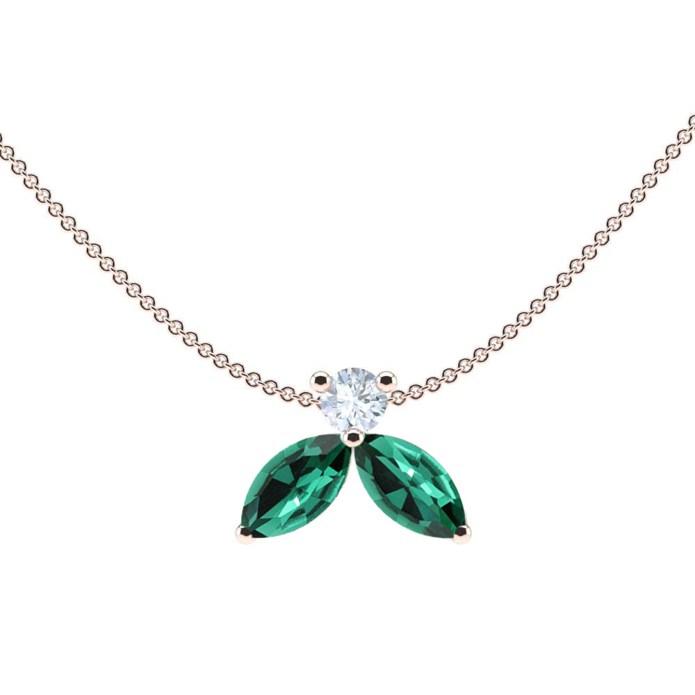 Collier The Little Bee verte M -Or rouge 18k – Chaîne en or 18k – porté de face