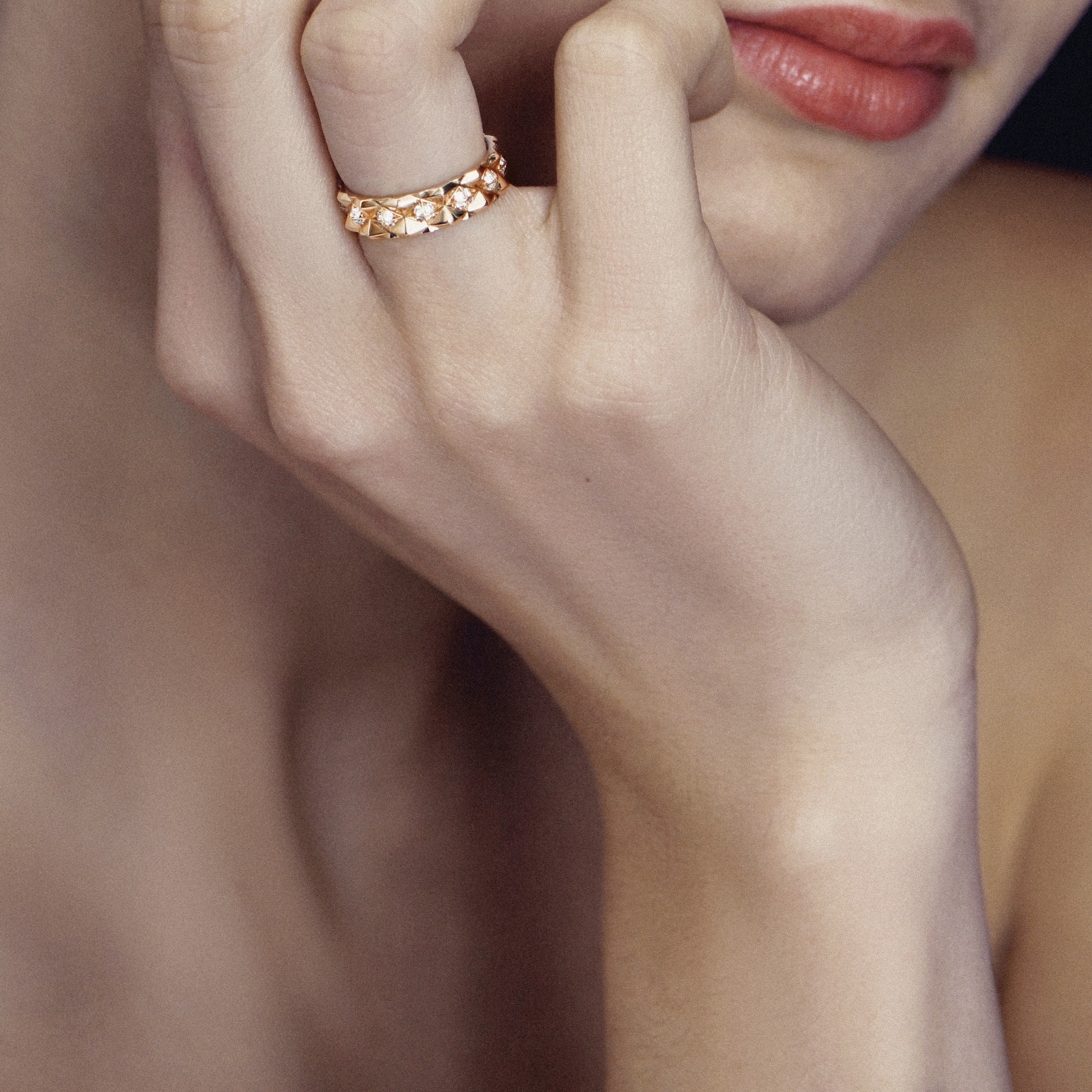 The Infinity Love Summit - or jaune 18k