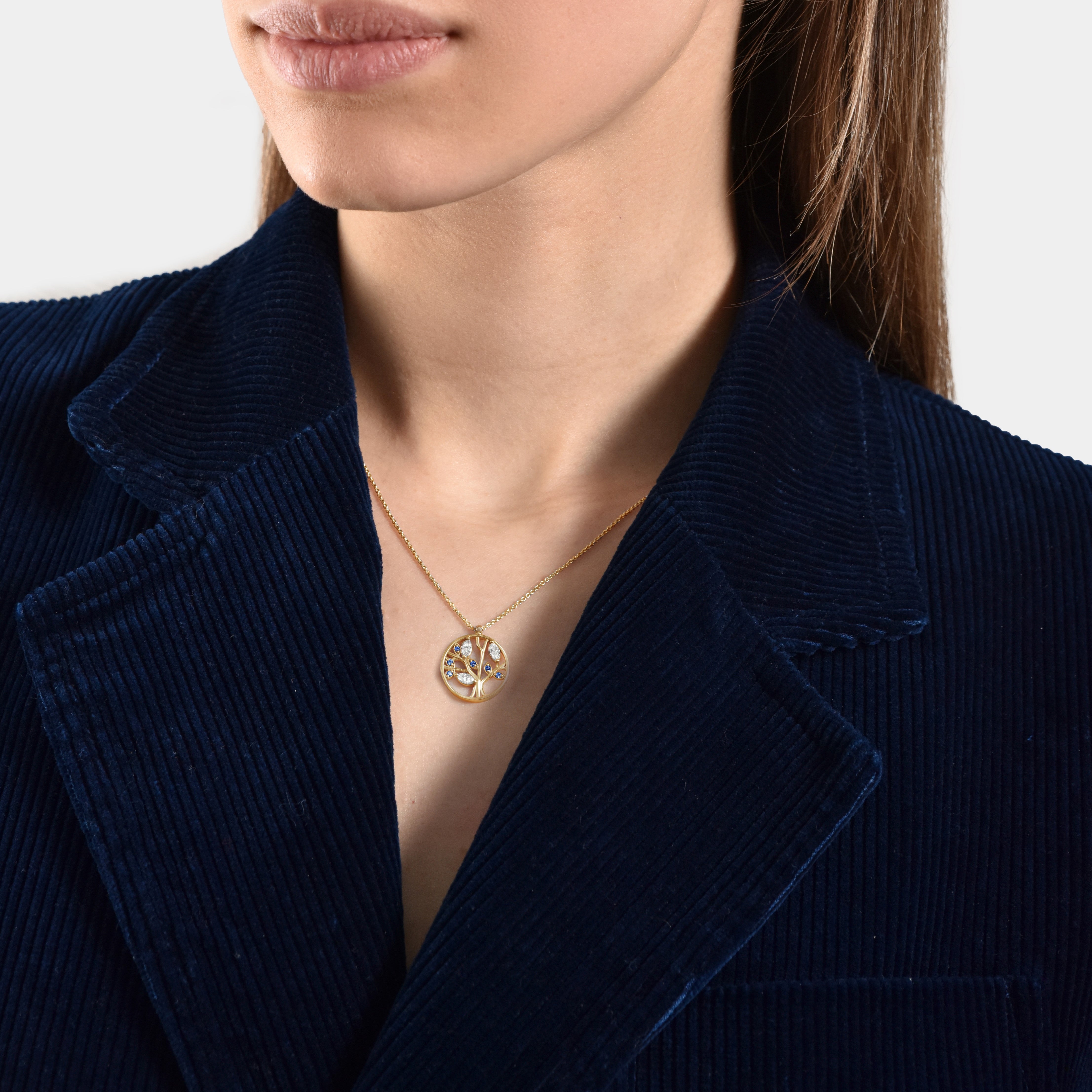 Collier Tree of Life Bleu- yellow gold 18k – Necklace gold 18k – Side view