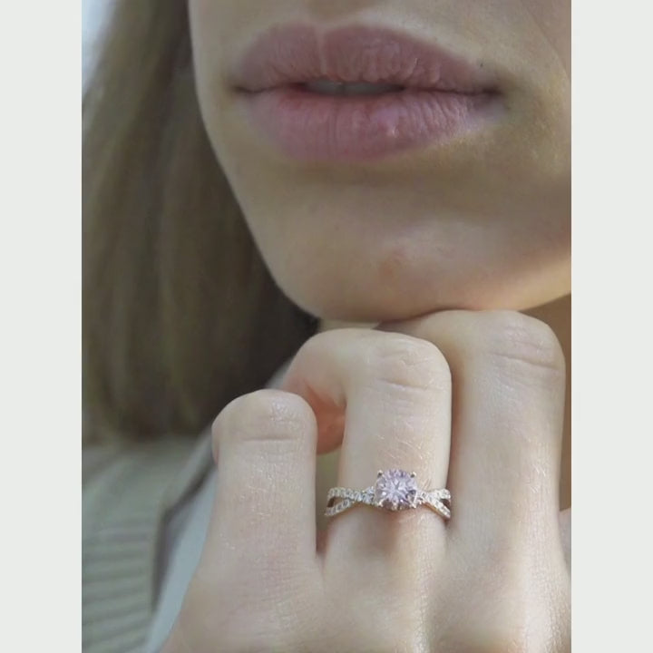 Féeriquement coquette pink brown- 0.91 carat - or rouge 18k – Solitaire en or 18k – vue de profil