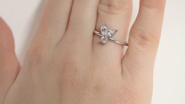 Little Bee L - 0.50 carat - or jaune 18k – Solitaire en or 18k – vue de profil