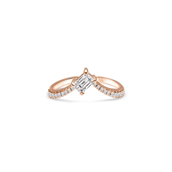 The Fancy Little Ice Skating Girl 0.30 carats - Red Gold 18k
