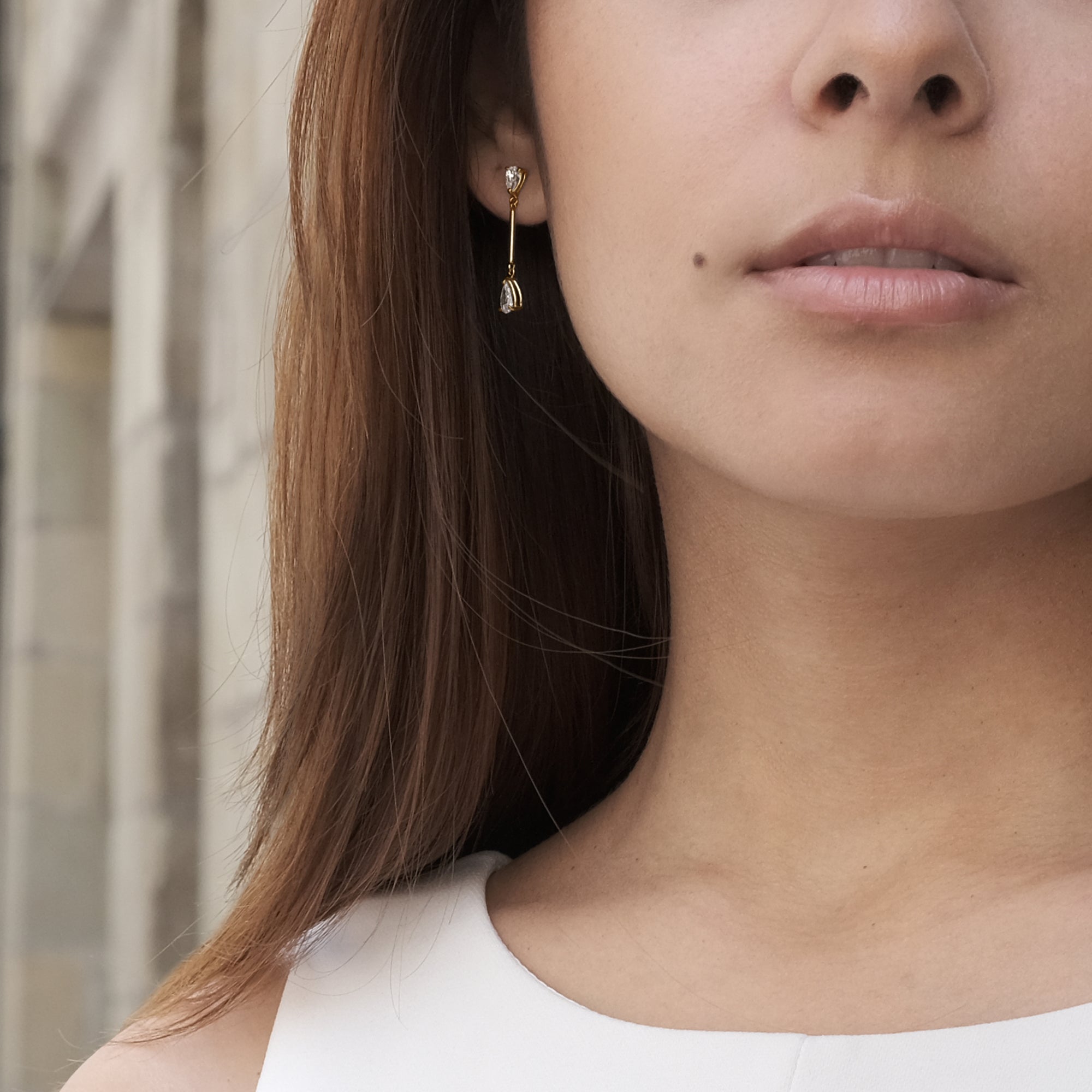 Boucles d'oreilles Ottava Alta - or jaune 18k – Boucle d'oreilles en or 18k – vue de profil