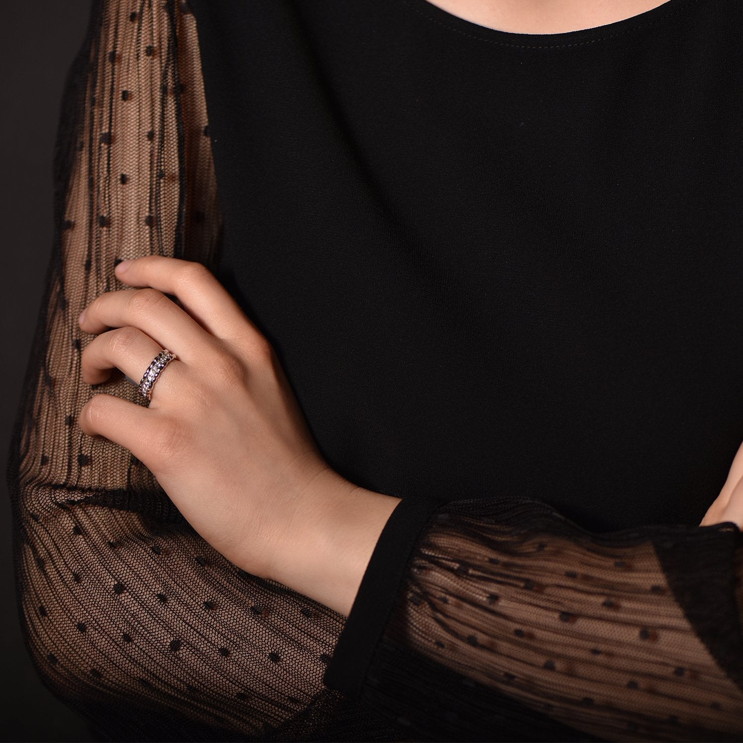 The Infinity Drop Crown - or rouge 18k – Alliances AGUAdeORO et bagues en or 18k – vue de profil