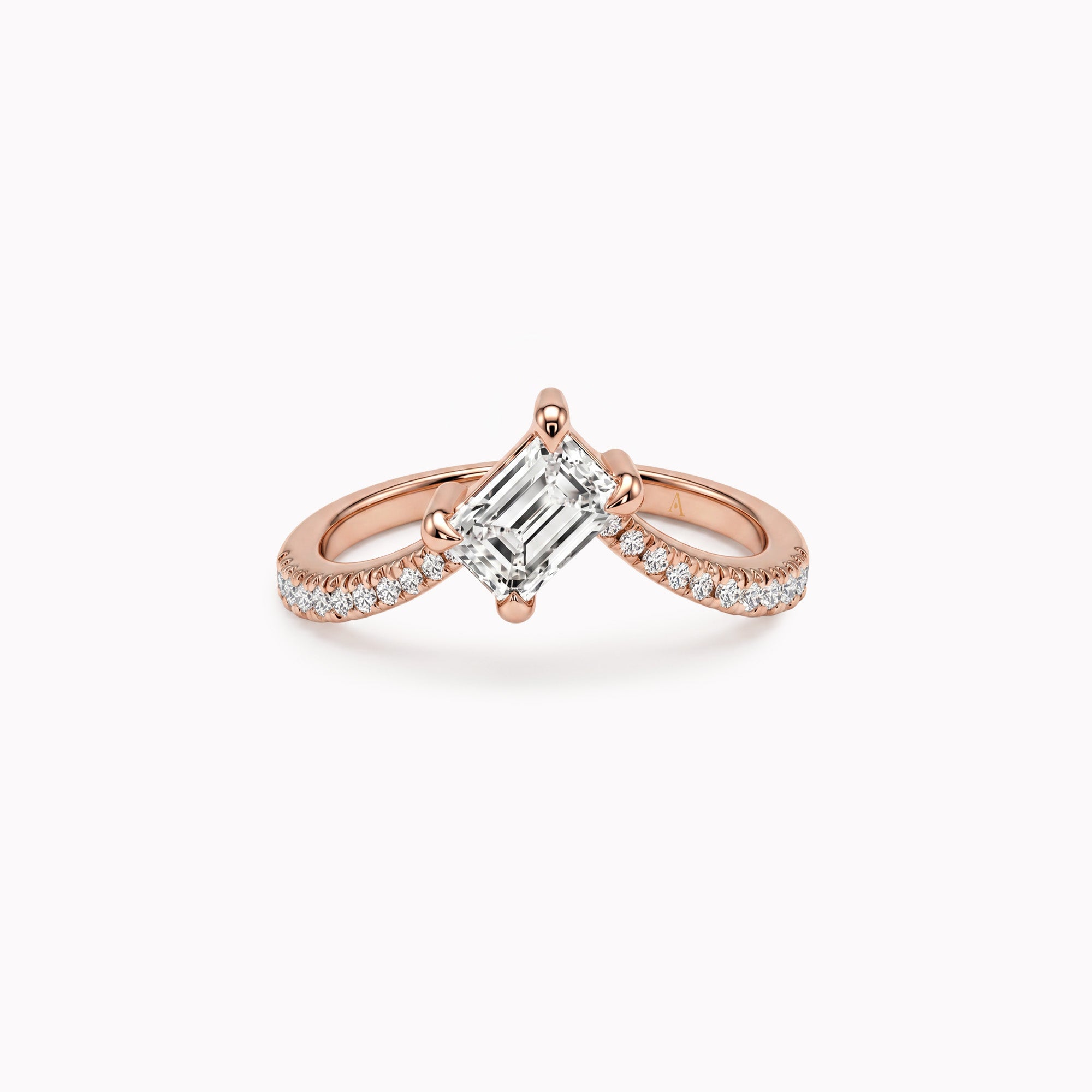 The Fancy Little Ice Skating Girl 1.00 carat - or rouge 18k