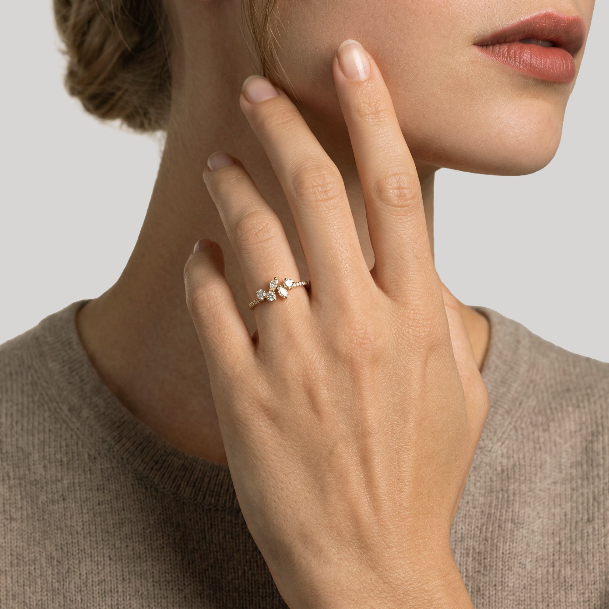 Petite Midnight Blossom - or rouge 18k
