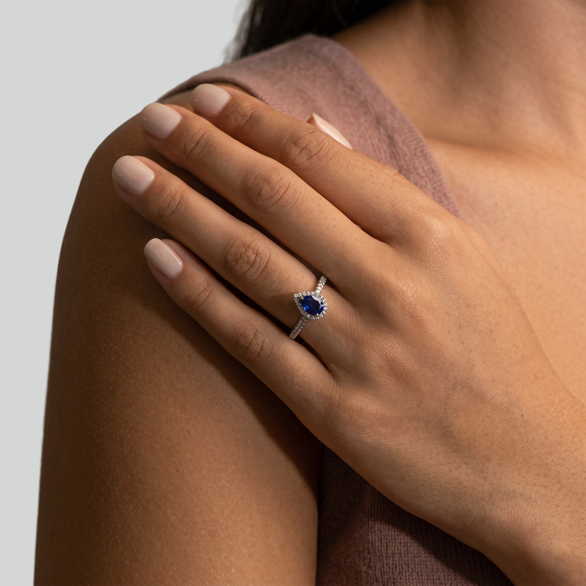 The Blue Joy – 0.50 ct – 18k white gold