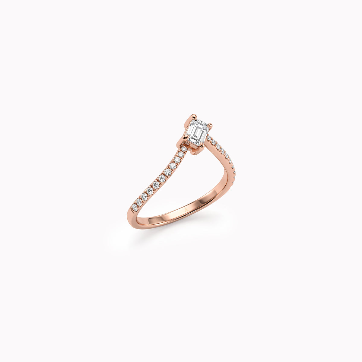 The Fancy Little Ice Skating Girl 0.30 carat - or rouge 18k