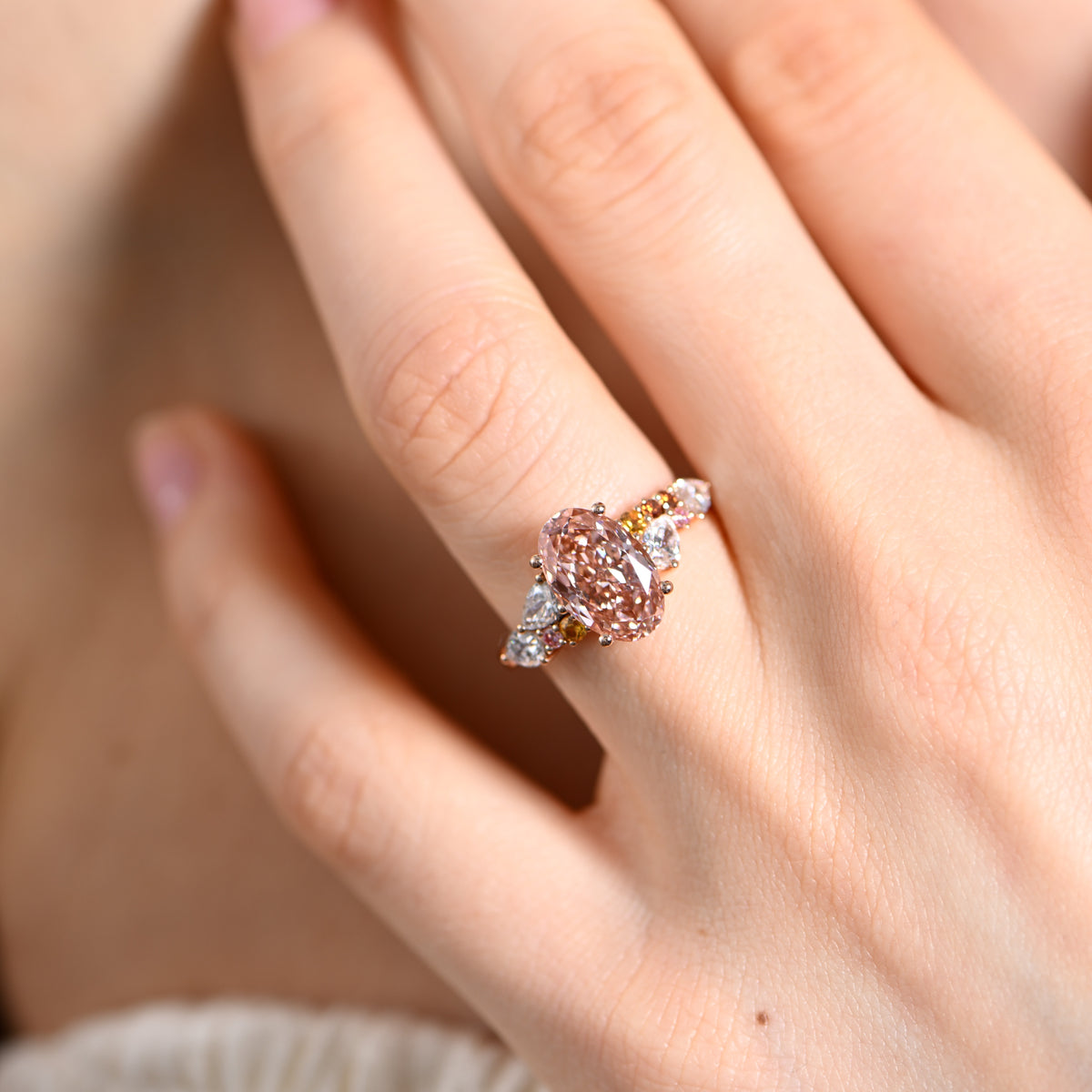 As wild as it gets Oval- Rotgold 18K