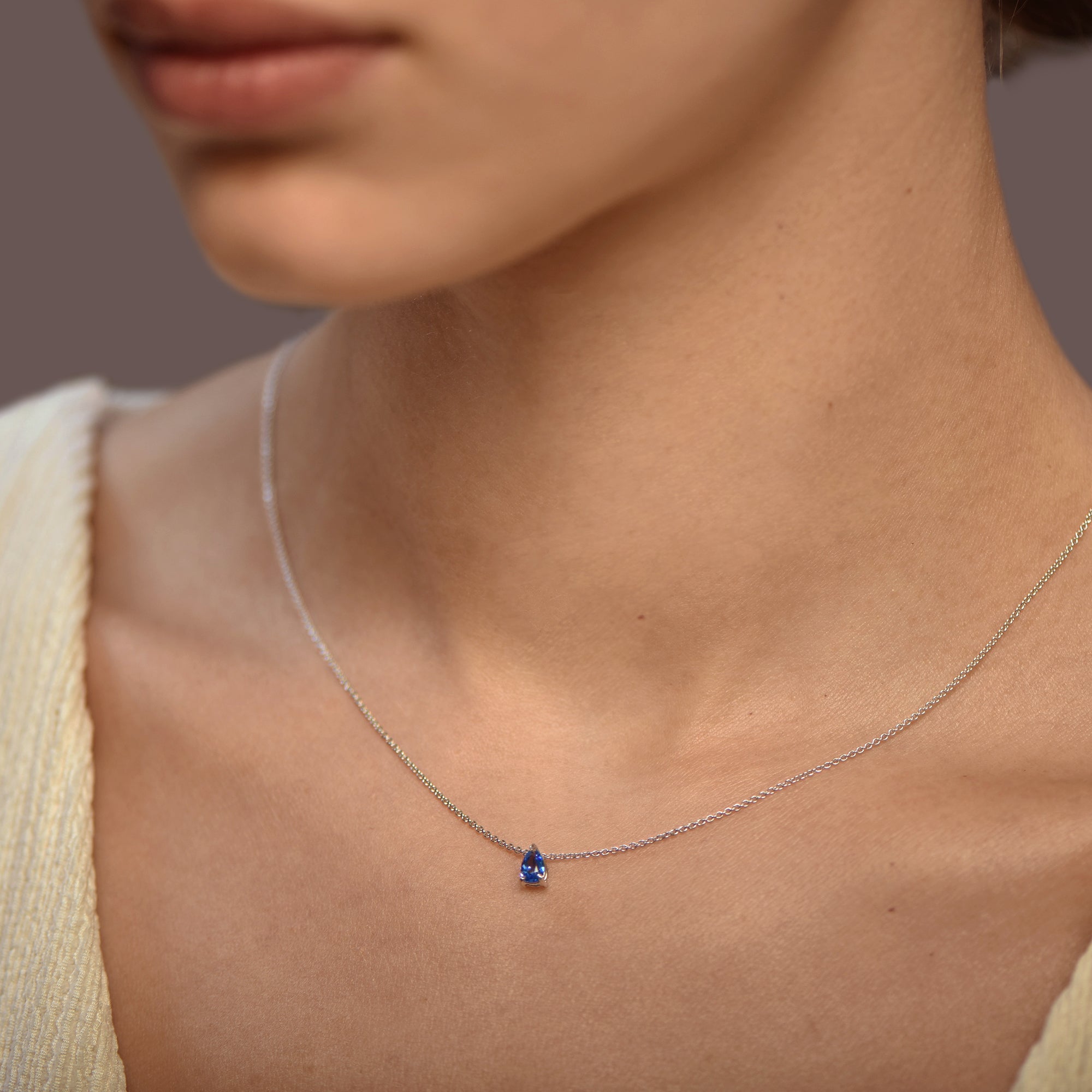 Collier The Little Tear of Joy Light Blue Sapphire 0.30ct - or blanc 18k - AGUADEORO