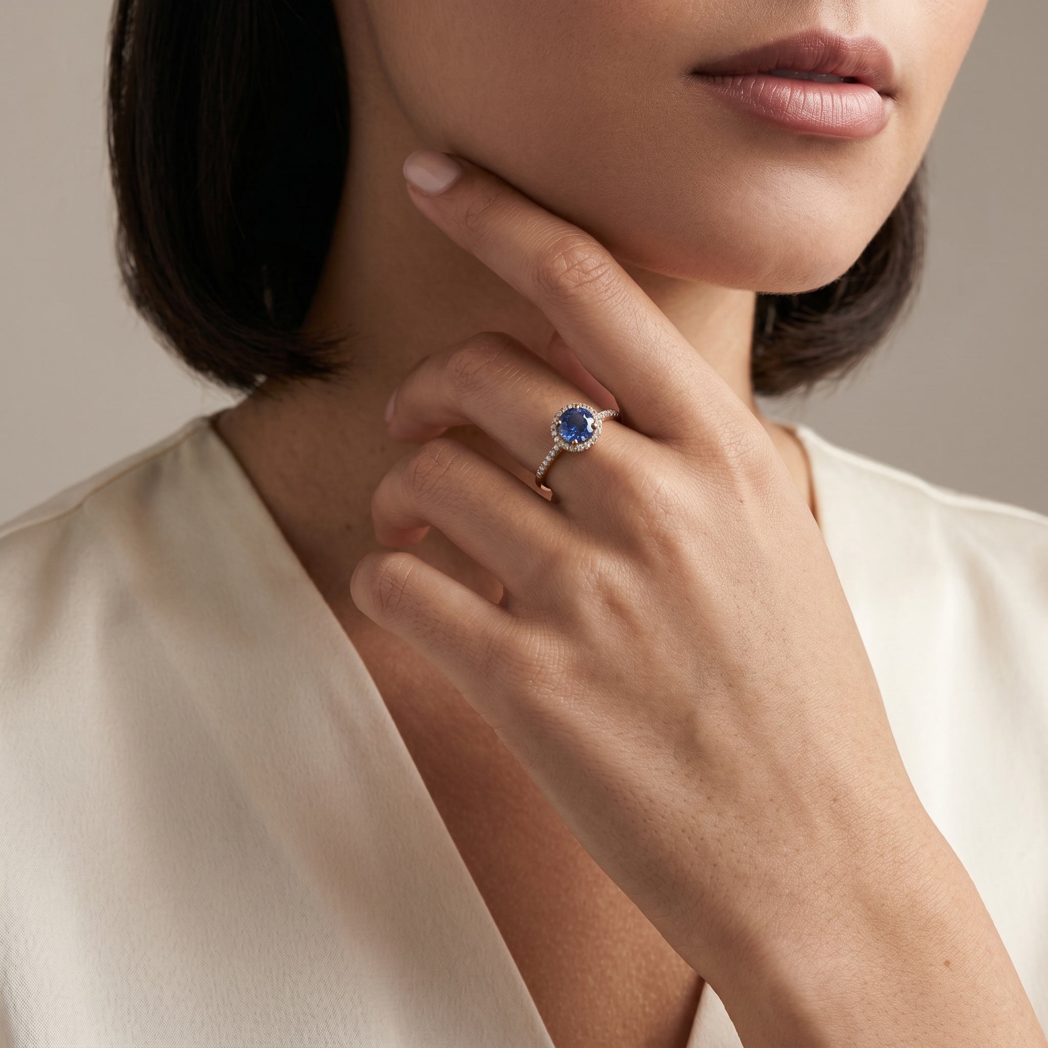 Pretty Blue Eyes - 0.80 carat - platine 950