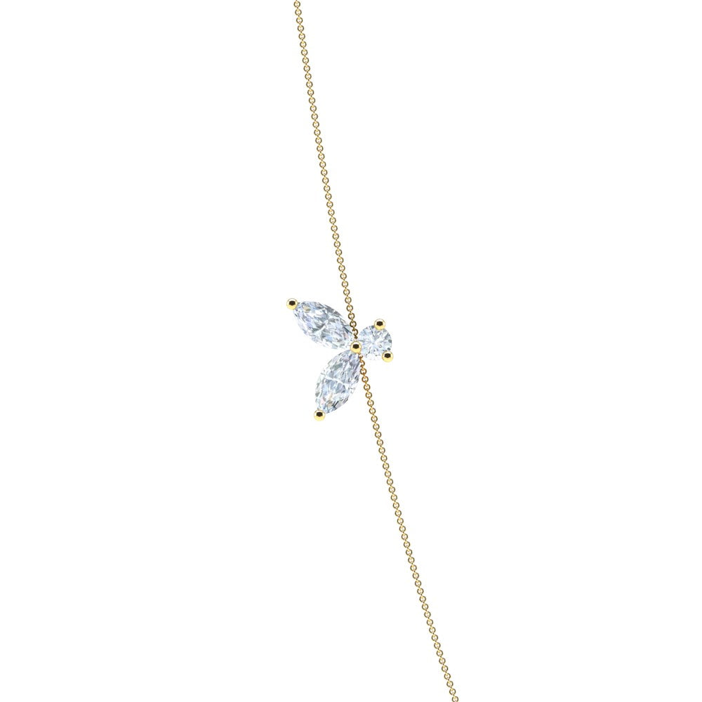 Sautoir Athéna "Grand" avec six petits constitués de deux diamants navettes et un diamant central taille brillant. 